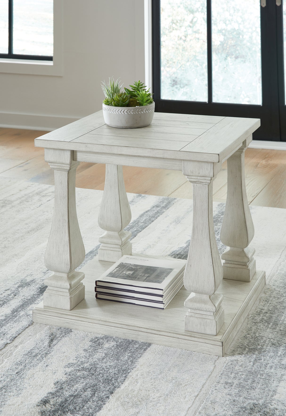Furniture City - MS - Ashley Furniture - Arlendyne End Table - Rectangular End Table / Antique White - T747-3
