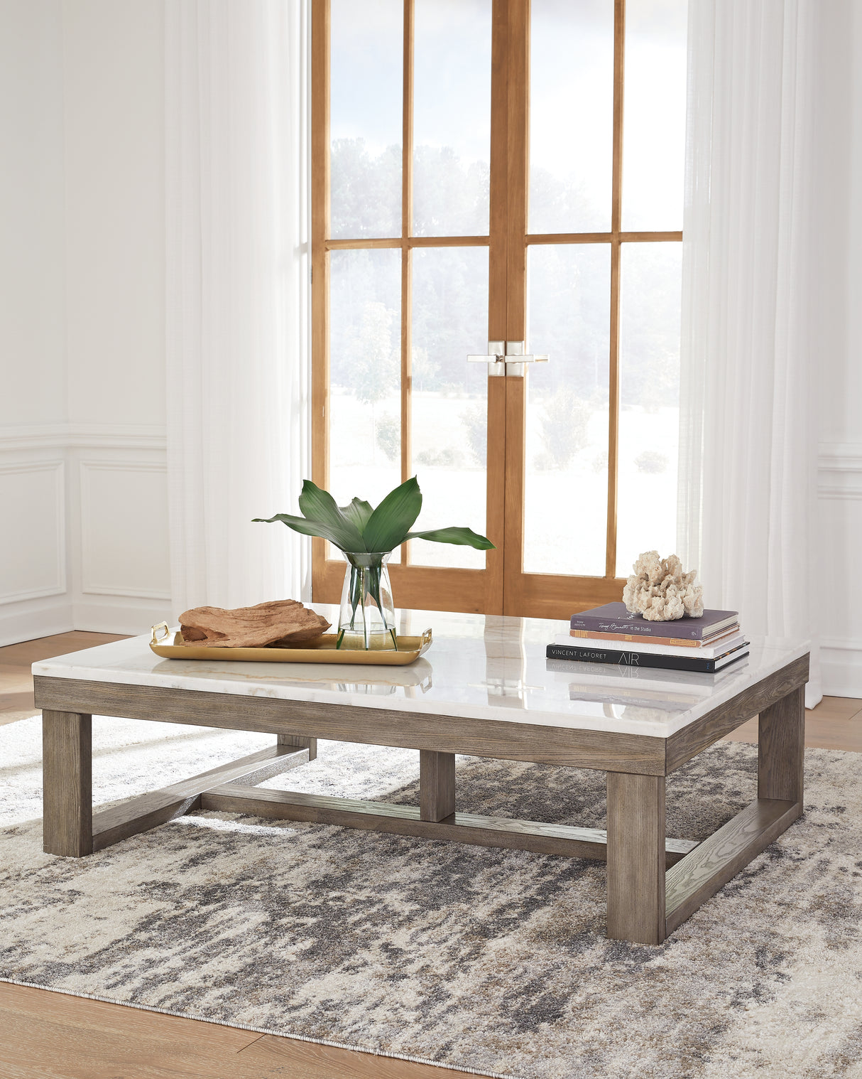 Furniture City - MS - Ashley Furniture - Loyaska Coffee Table - Rectangular Cocktail Table / Brown/Ivory - T789-1