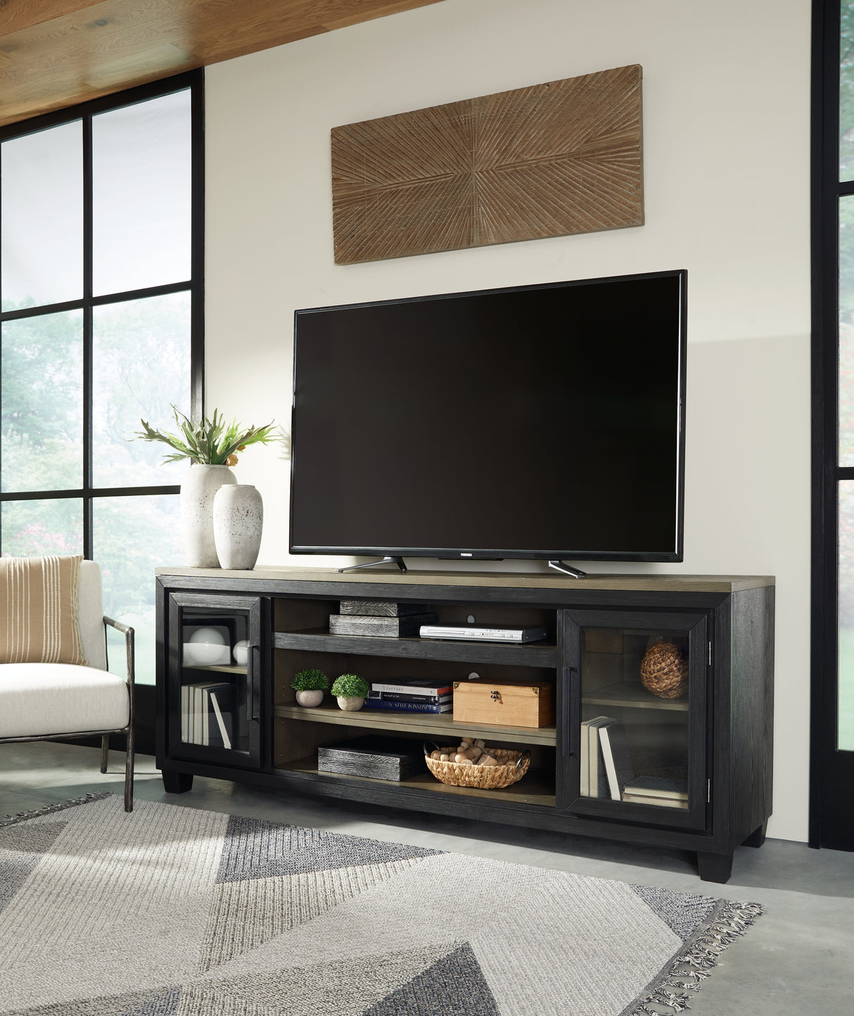 Furniture City - MS - Ashley Furniture - Foyland 83" TV Stand - 83" / Black/Brown - W989-68
