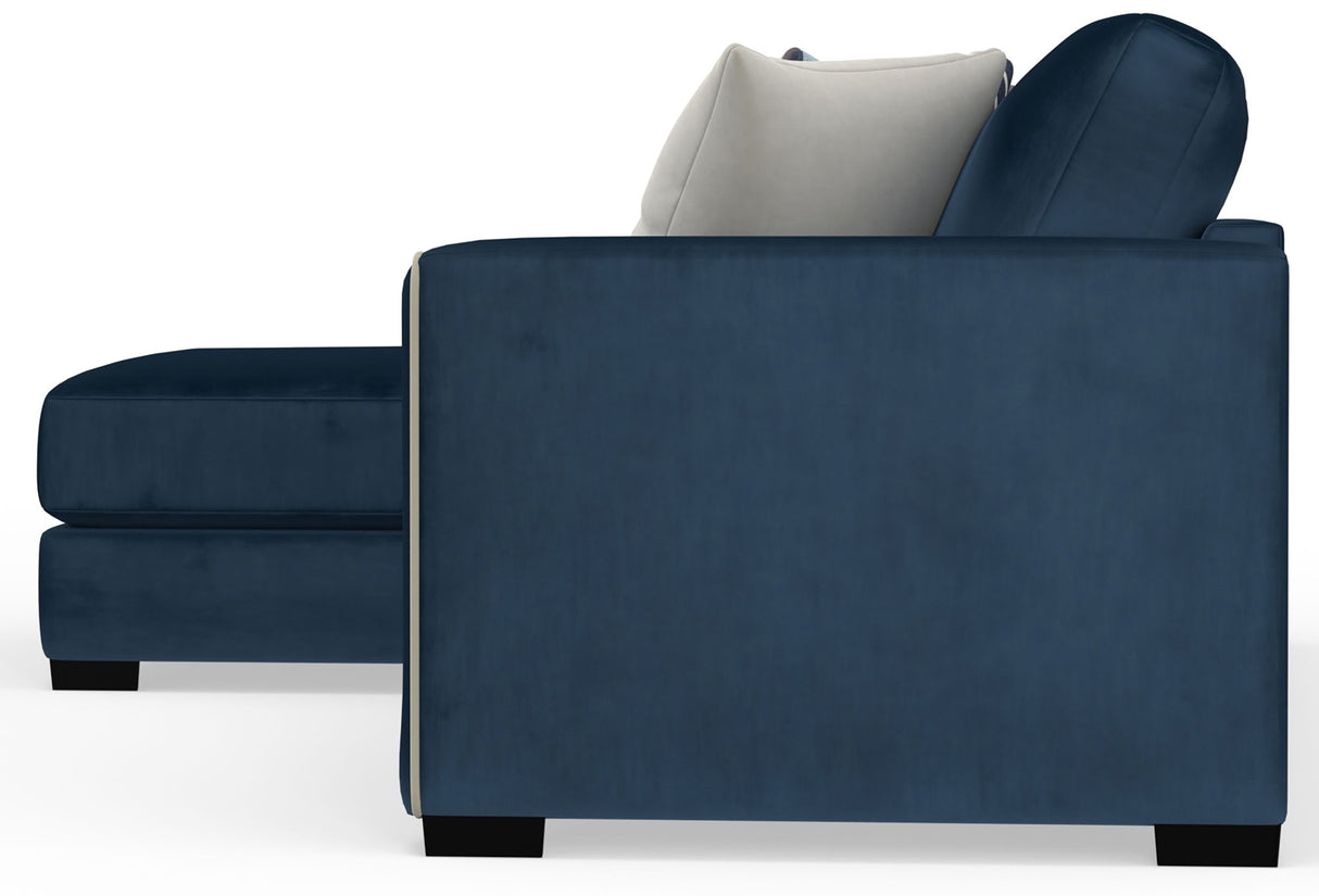 Jetson - Sectional With Comfort Coil Seat Cushions And Included Accent Pillows