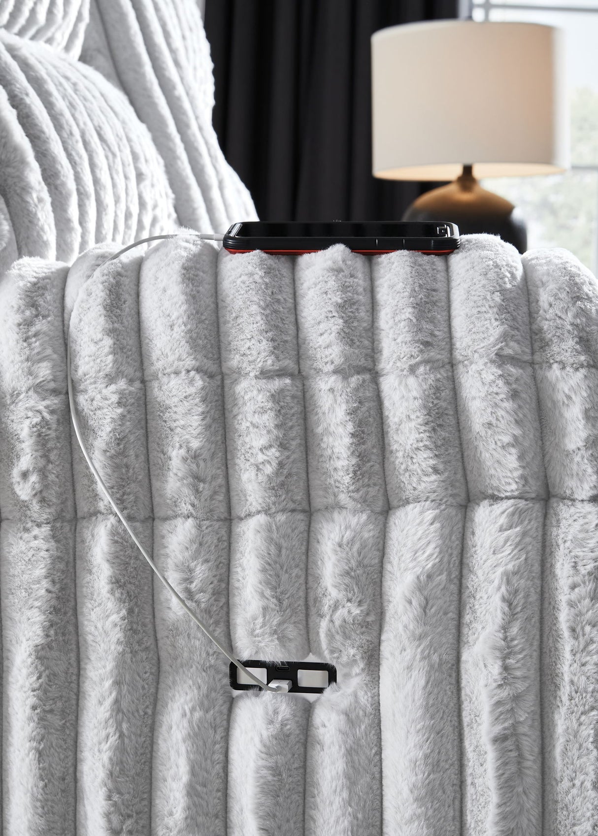 Rhines Falls - Zero Wall Recliner - Alloy