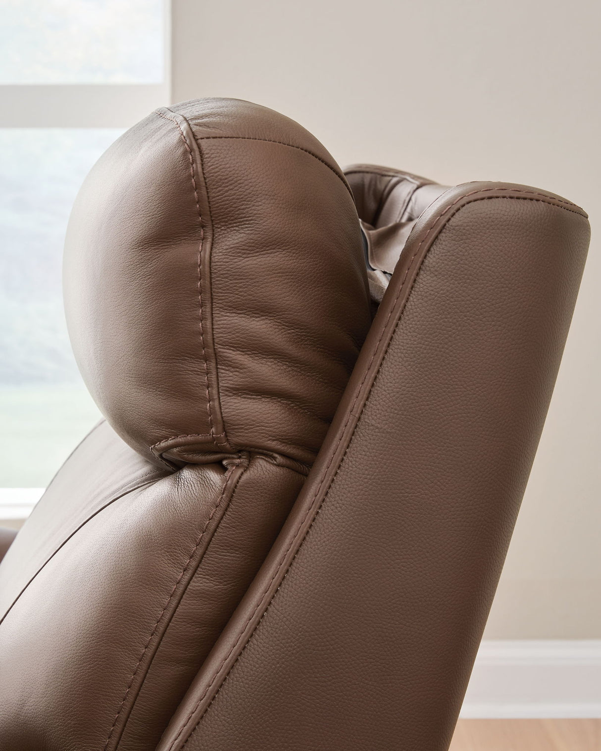 Pincara - Power AutoGlide Recliner With Adjustable Headrest