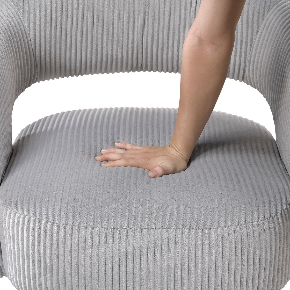 Upton - Swivel Chair