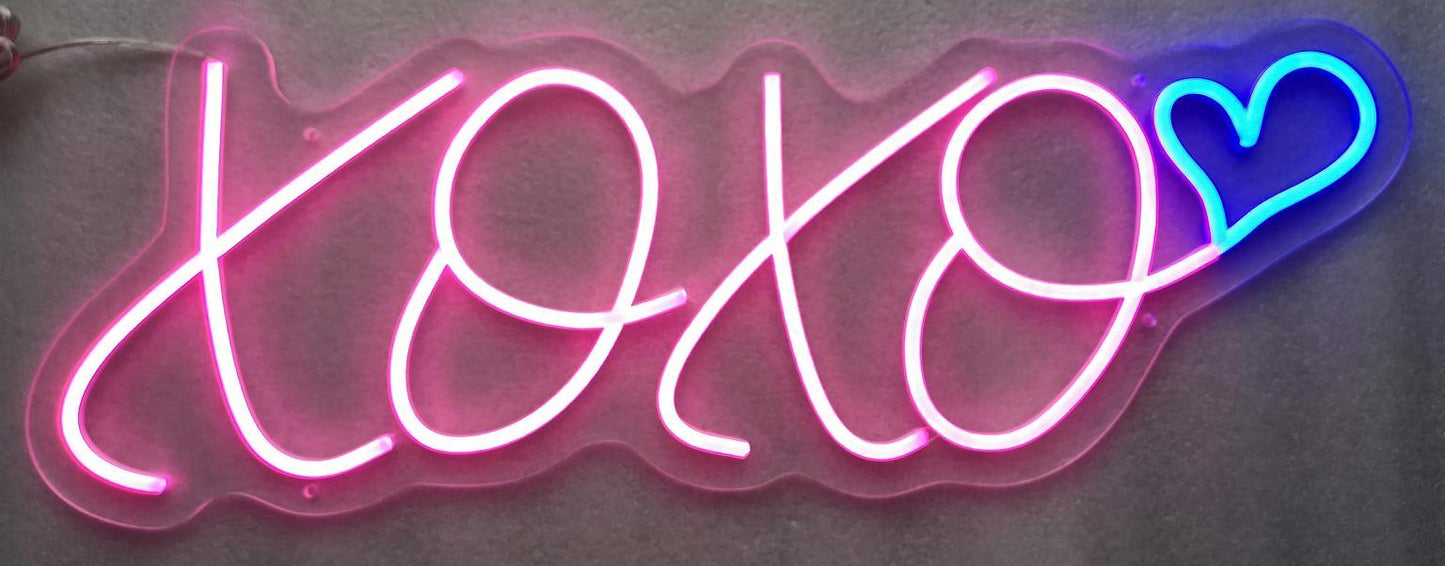 Neon Xoxo - Pink