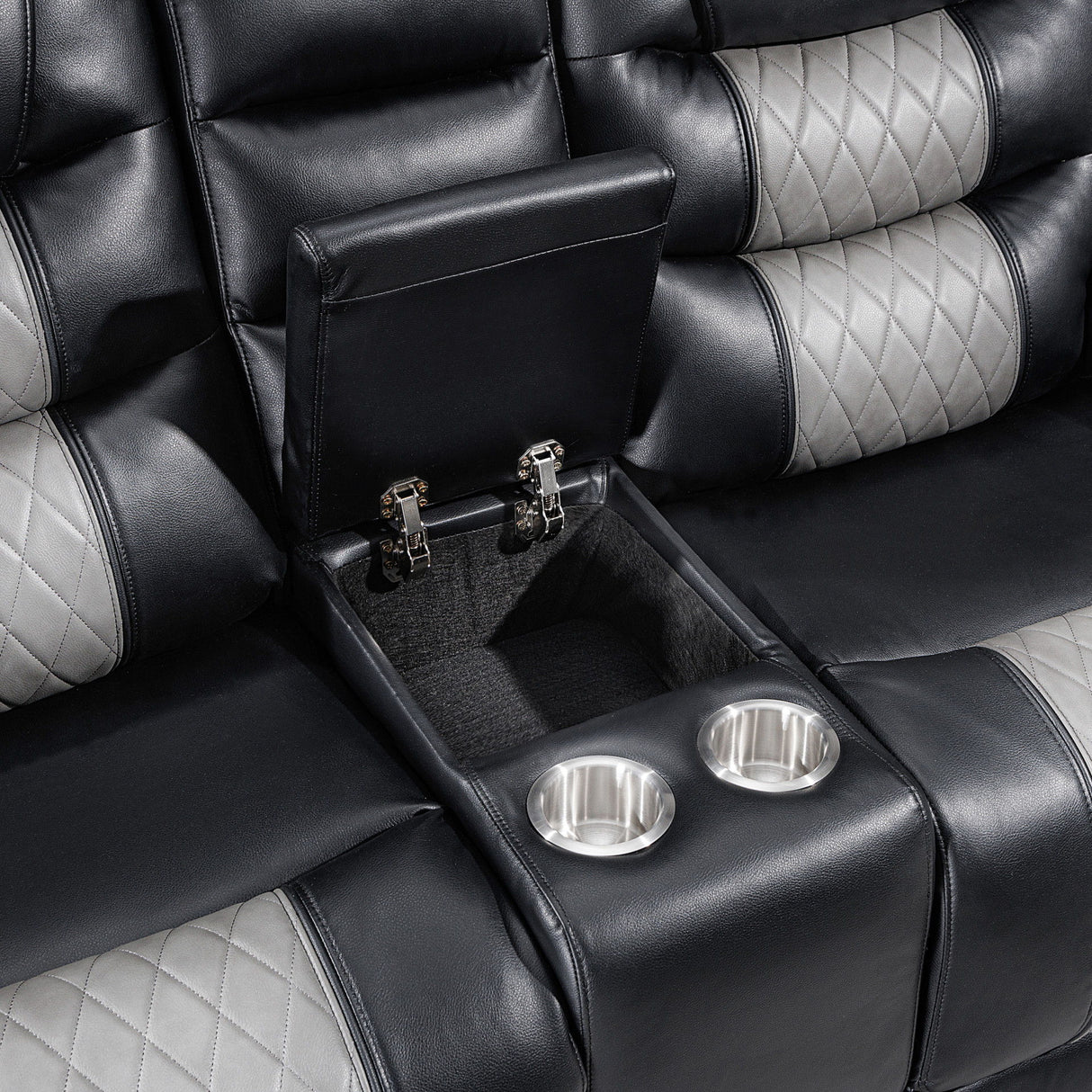 Nikko - Console Loveseat With Dual Recliners