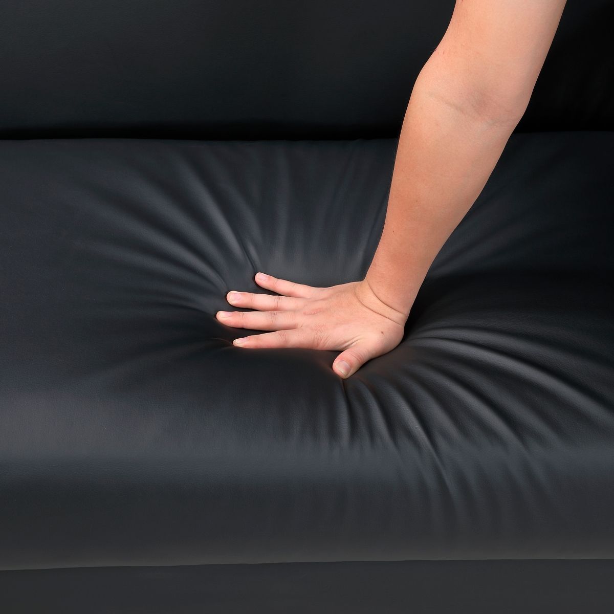 Carlton - Elegant Lounger