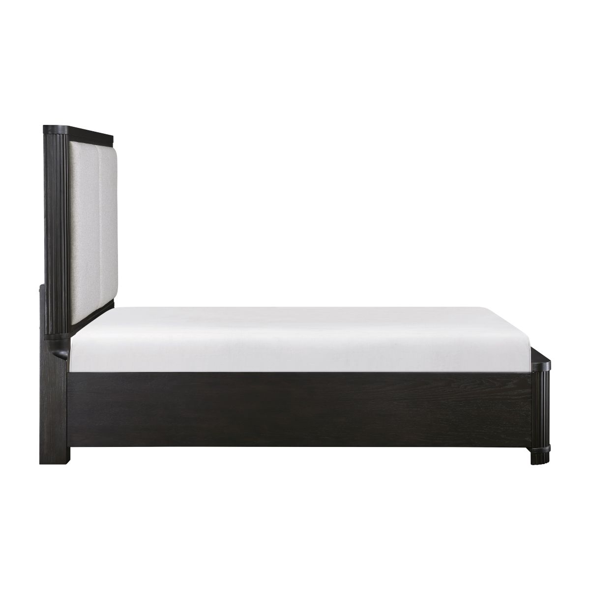 Gilbert - Platform Bed With Storage Footboard
