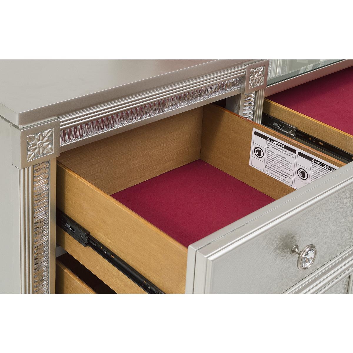 Bevelle - Vanity Dresser With Mirror - Pearl Silver