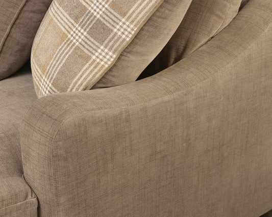 ChloeeAnne - Loveseat - Honey