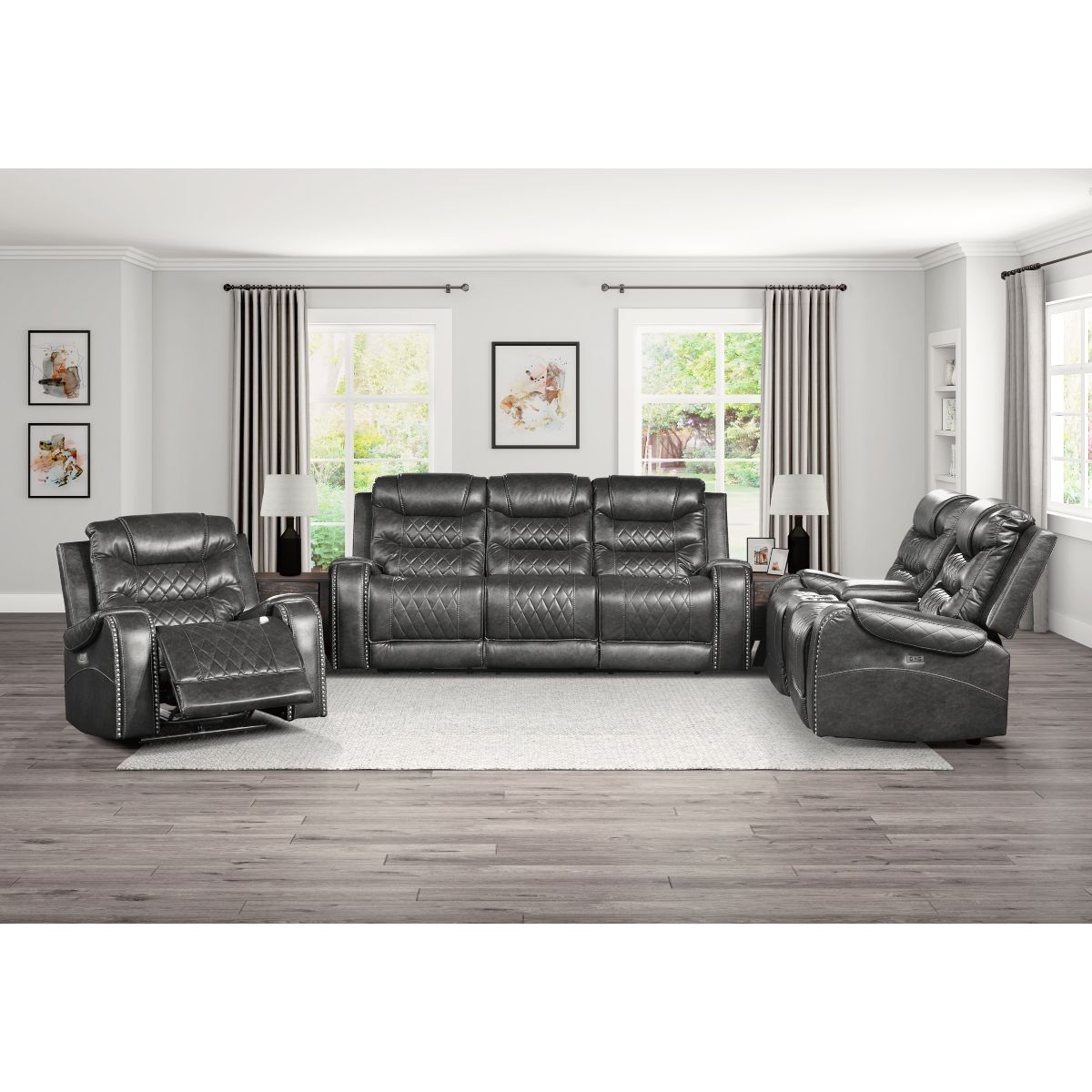 Putnam - Power Double Reclining Sofa With Center Drop-Down Cup Holders, Receptacles And USB Ports