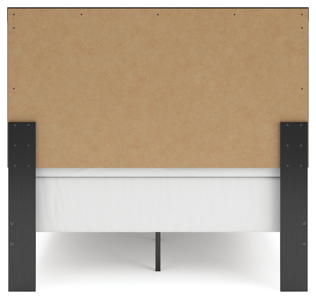 Broachmyn - Panel Bedroom Set