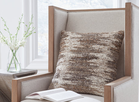 Furniture City - MS - Ashley Furniture - Nealton Pillows - Pillow (4/CS) / Brown/White - A1001050