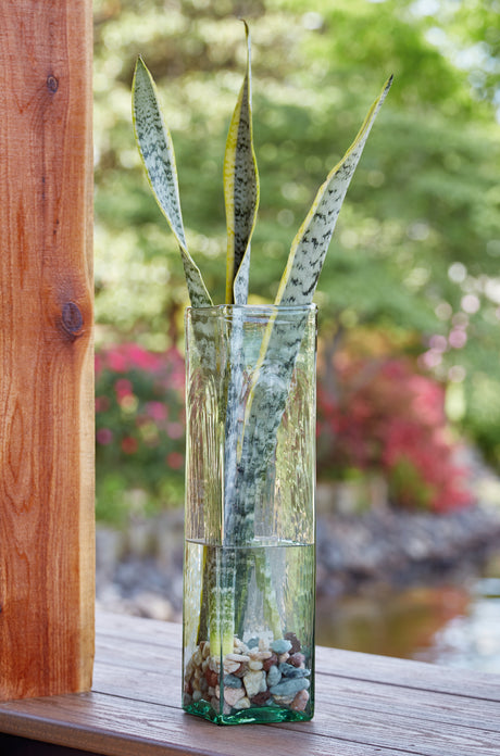 Furniture City - MS - Ashley Furniture - Taylow Vase - Vase (3/CS) / Green - A2000538