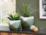 Furniture City - MS - Ashley Furniture - Ardenridge Planter (Set of 2) - Planter Set (Set of 2) / Green/White - A2000579