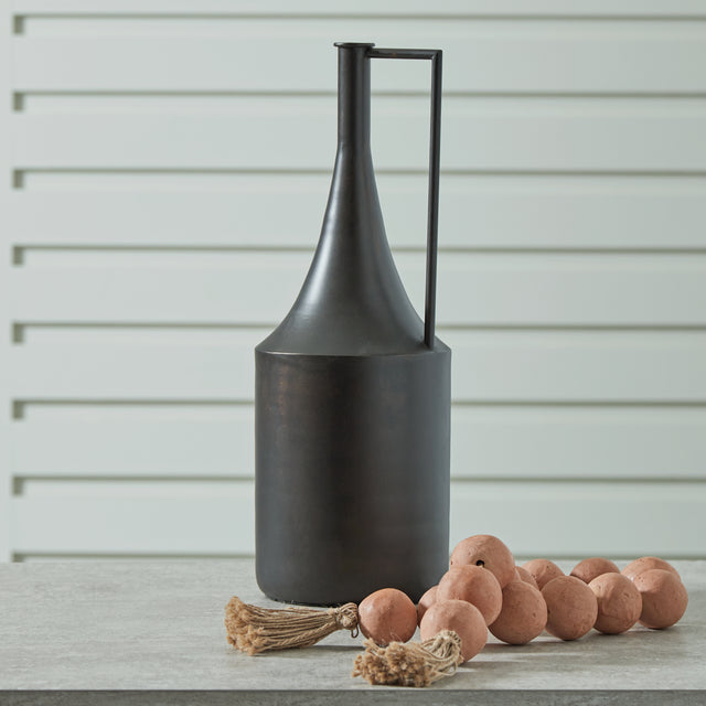 Furniture City - MS - Ashley Furniture - Zainforth Vase - Vase / Distressed Brown - A2000695