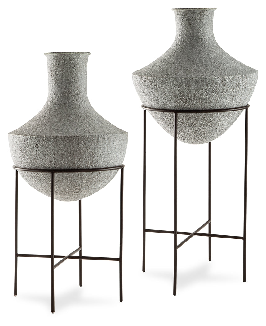 Furniture City - MS - Ashley Furniture - Estonbank Vase - Vase Set / Distressed Cream - A2000747A1