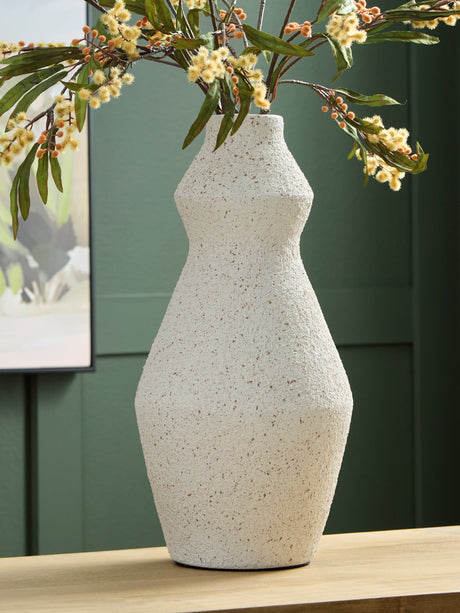 Furniture City - MS - Ashley Furniture - Dawthorne Vase - Vase / Cream - A2000851