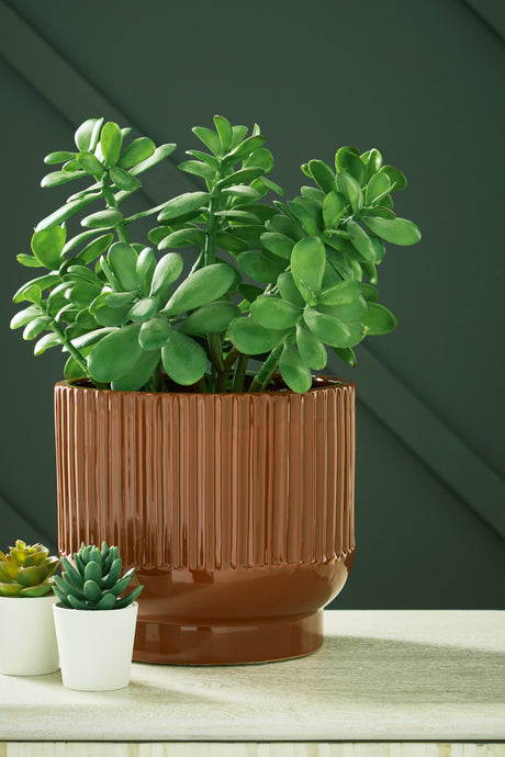 Furniture City - MS - Ashley Furniture - Avalyah Vase - Vase (2/CS) / Burnt Umber - A2900021