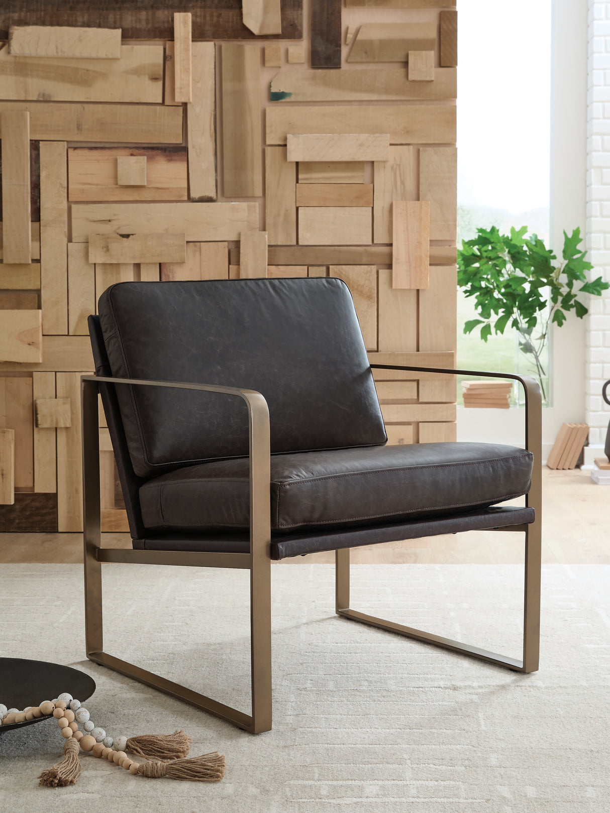 Furniture City - MS - Ashley Furniture - Bradett Accent Chair - Accent Chair / Dark Brown/Gold Finish - A3000763