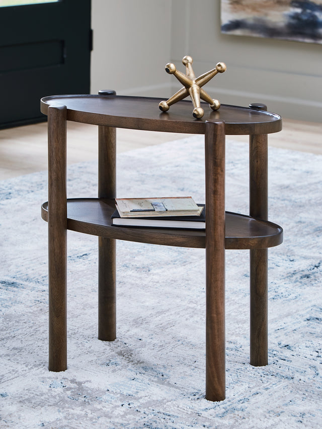 Furniture City - MS - Ashley Furniture - Wiattbury Accent Table - Accent Table - A4000714