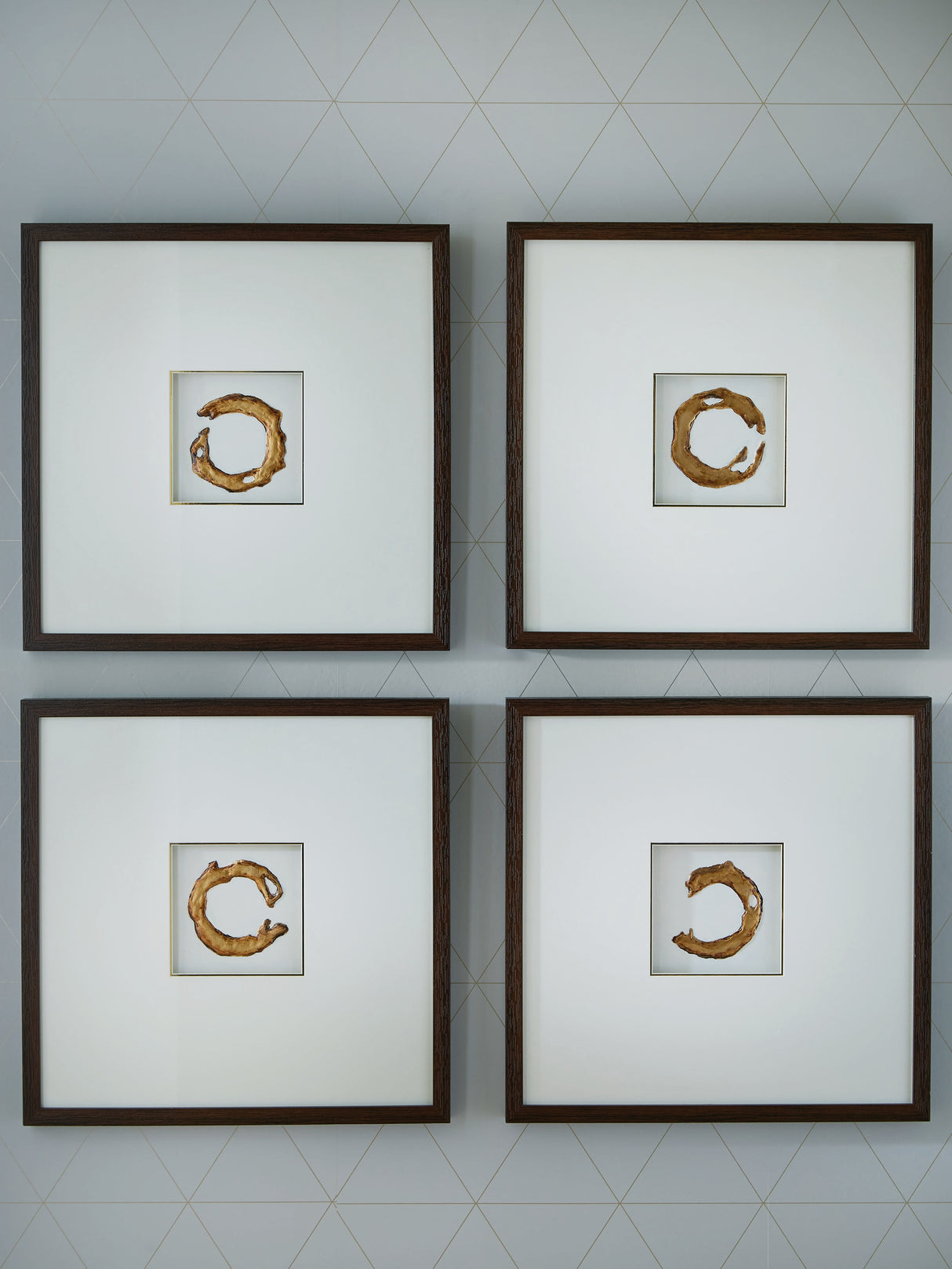 Furniture City - MS - Ashley Furniture - Dallbourne Wall Decor - Wall Art Set (4/CN) / White/Gold Finish - A8000491