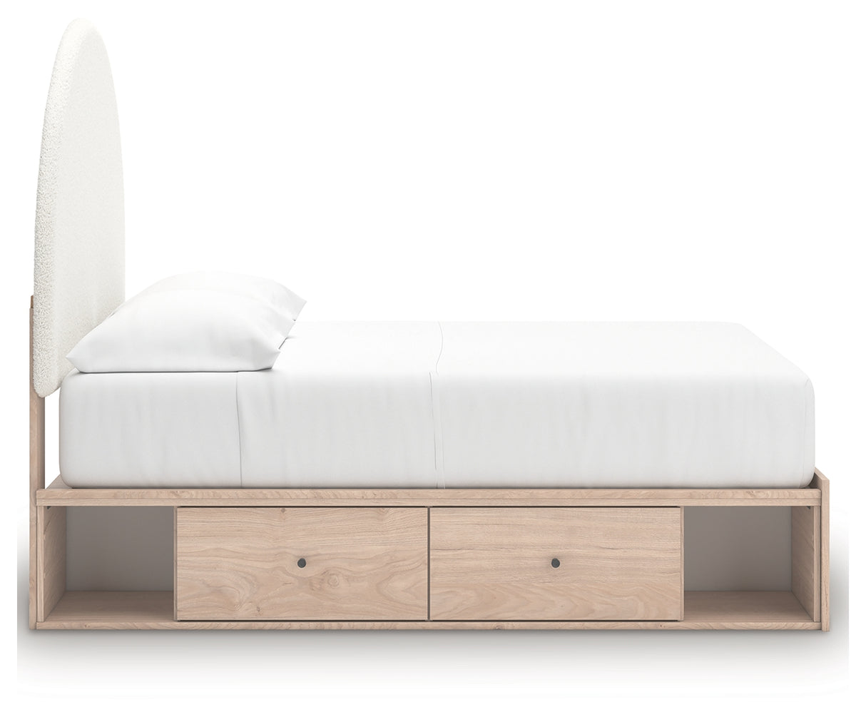 Arloster Bedroom