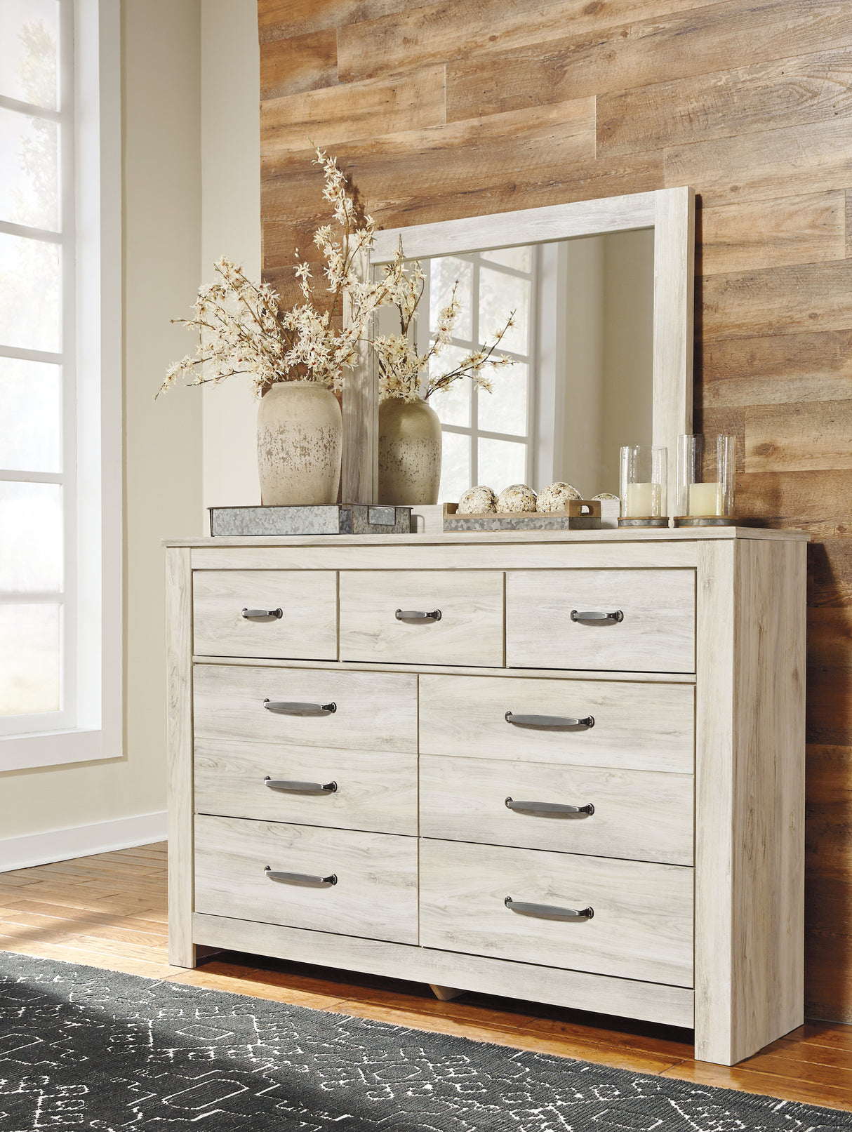 Furniture City - MS - Ashley Furniture - Bellaby Bedroom - Dresser and Mirror / Whitewash - B331B1