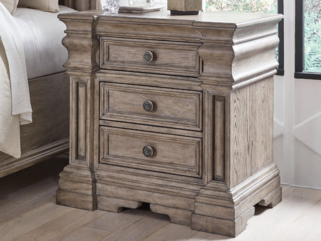 Furniture City - MS - Ashley Furniture - Blairhurst Bedroom - Queen Panel Bed / Light Grayish Brown - B916B2