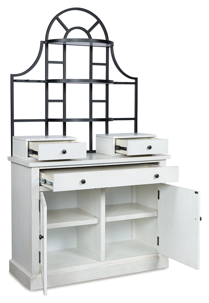 Greddinton Curio