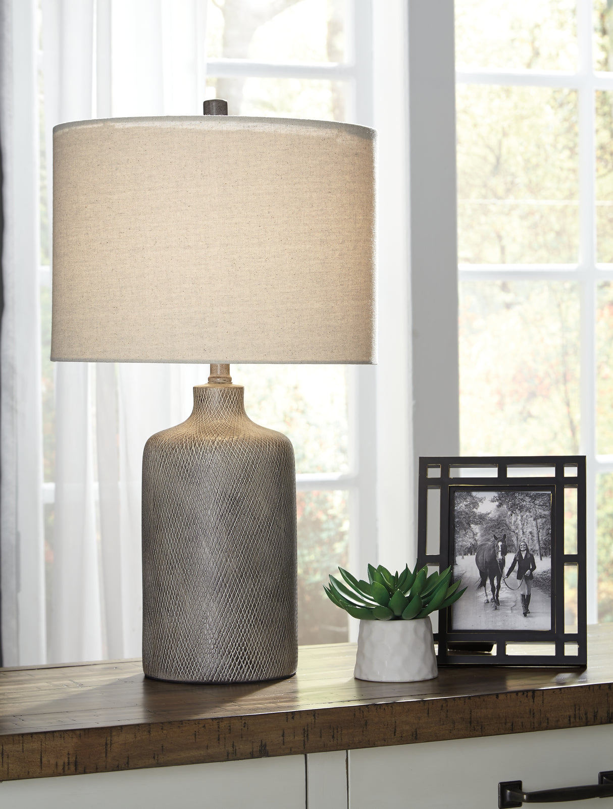 Furniture City - MS - Ashley Furniture - Linus Lighting - Table Lamp (Set of 2) / Antique Black - L117964X2