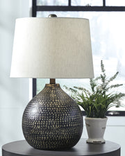 Furniture City - MS - Ashley Furniture - Maire Lighting - Table Lamp (Set of 2) / Black/Gold Finish - L207294X2