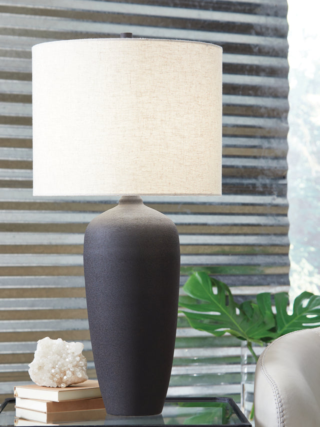 Furniture City - MS - Ashley Furniture - Ryenburg Lighting - Metal Table Lamp (1/CN) / Black - L207584