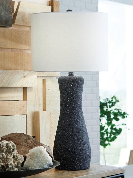 Furniture City - MS - Ashley Furniture - Maykins Lighting - Metal Table Lamp (1/CN) / Black - L207634