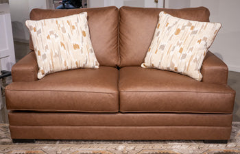 VillaCourt Living Room
