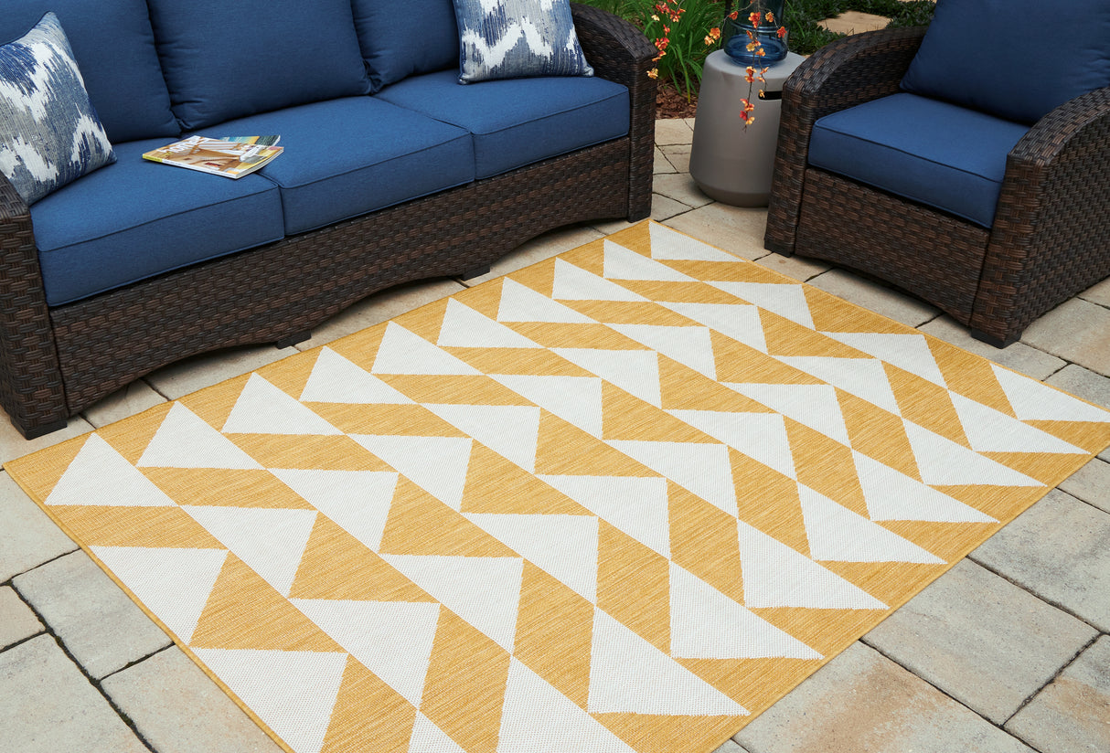 Furniture City - MS - Ashley Furniture - Thomley Rug - 8' x 10' Rug / Ivory/Yellow - R900061