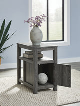 Fendenmore Chairside End Table