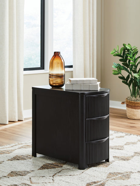 Furniture City - MS - Ashley Furniture - Camdill Chairside End Table - Chair Side End Table / Black - T208-117