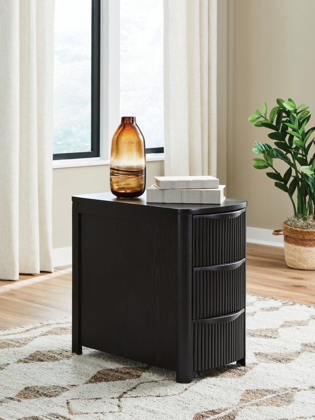 Furniture City - MS - Ashley Furniture - Camdill Chairside End Table - Chair Side End Table / Black - T208-117