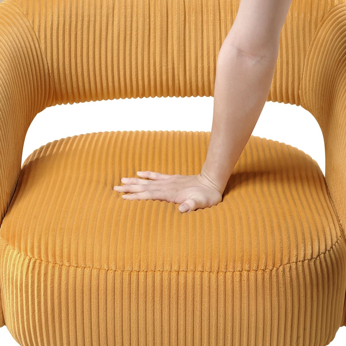 Upton - Swivel Chair