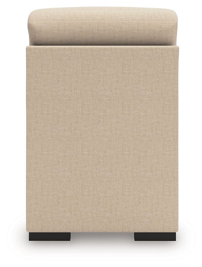 LadyMae - 4 Piece Sectional