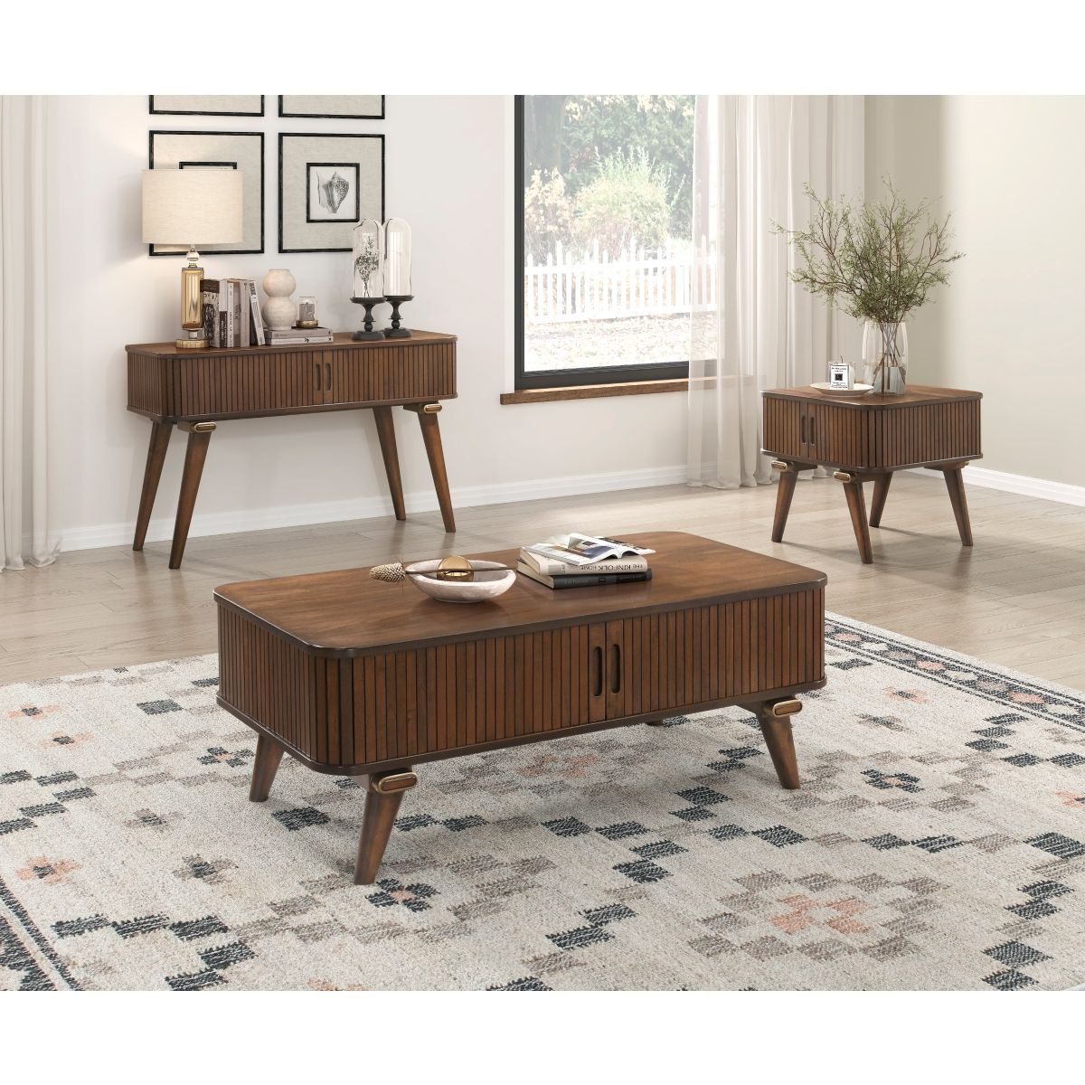 Monroe - Table